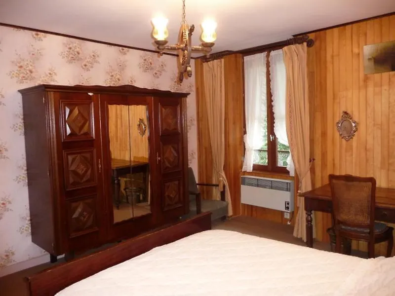 2 Chambres D'Hotes Privees Louees Separement Avec Communs A Partager Beaufort  3*, Beaufort (Jura) France